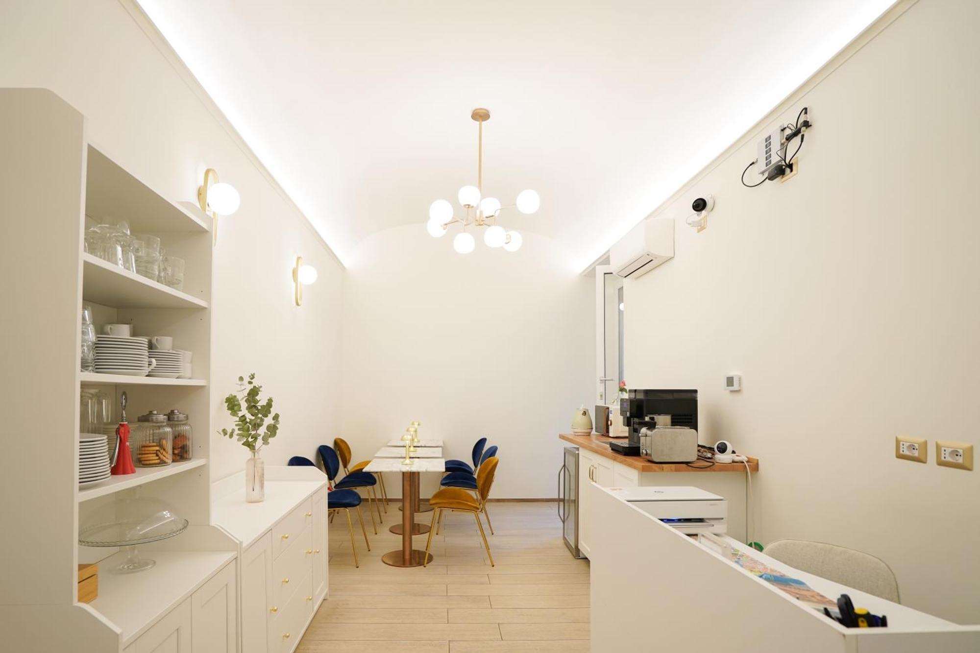 Charm&Bella Guesthouse Рим Экстерьер фото